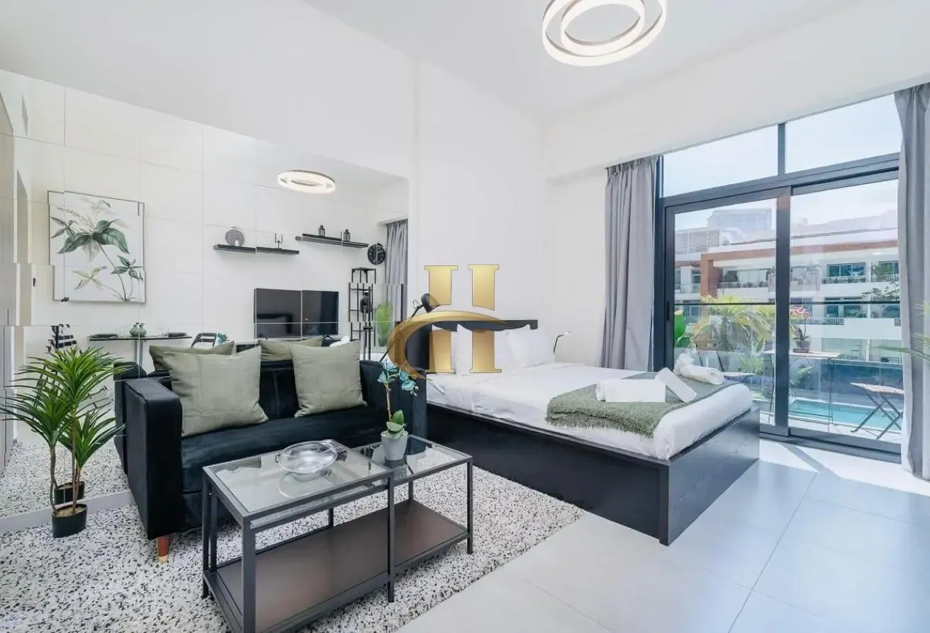 Luxuy Living | Pool View | Top Location