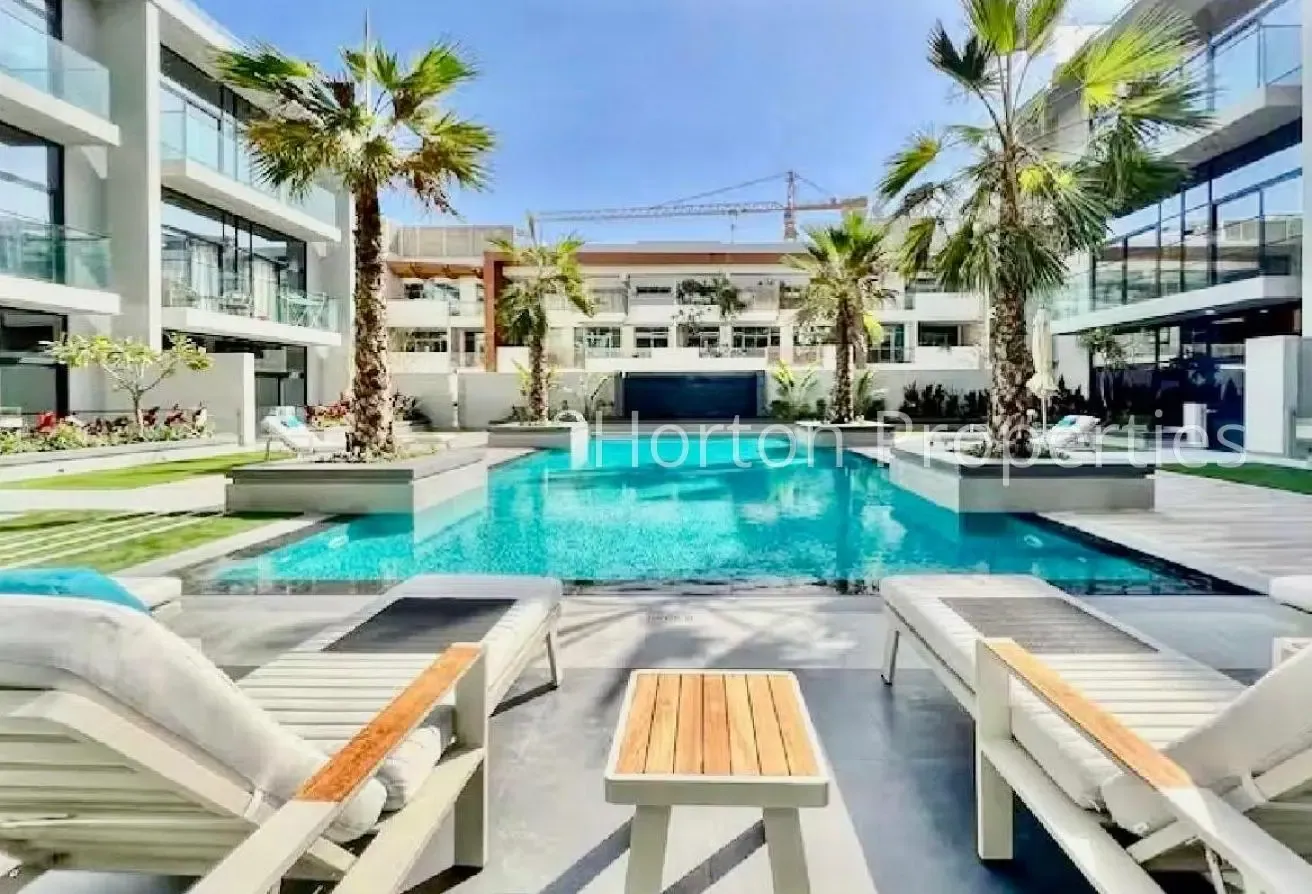 FURNISHED STUDIO | SPACIOUS | FITTED KITCHEN