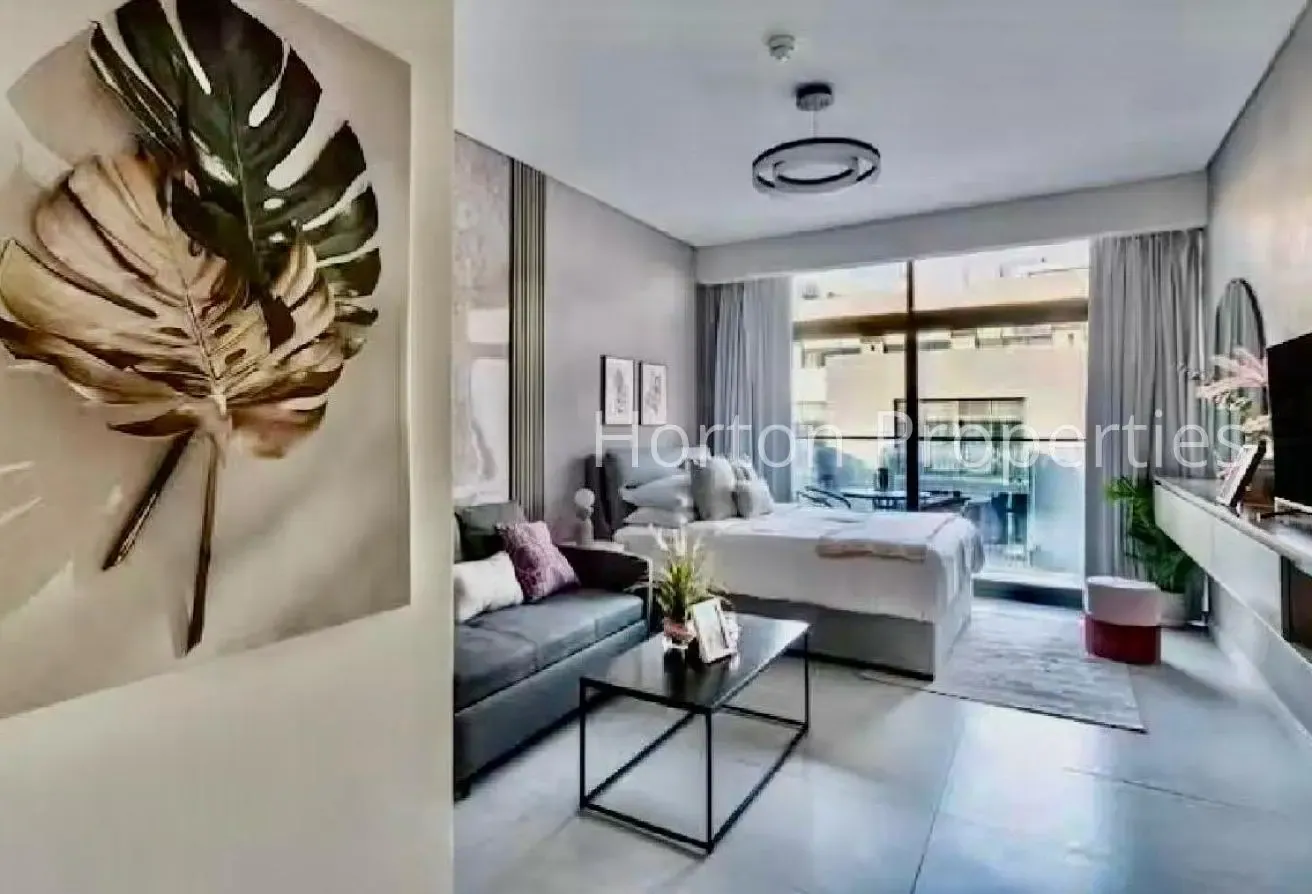 FURNISHED STUDIO | SPACIOUS | FITTED KITCHEN