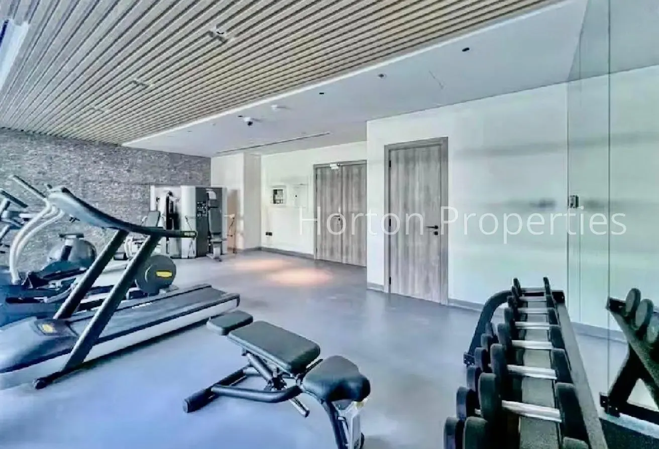 FURNISHED STUDIO | SPACIOUS | FITTED KITCHEN