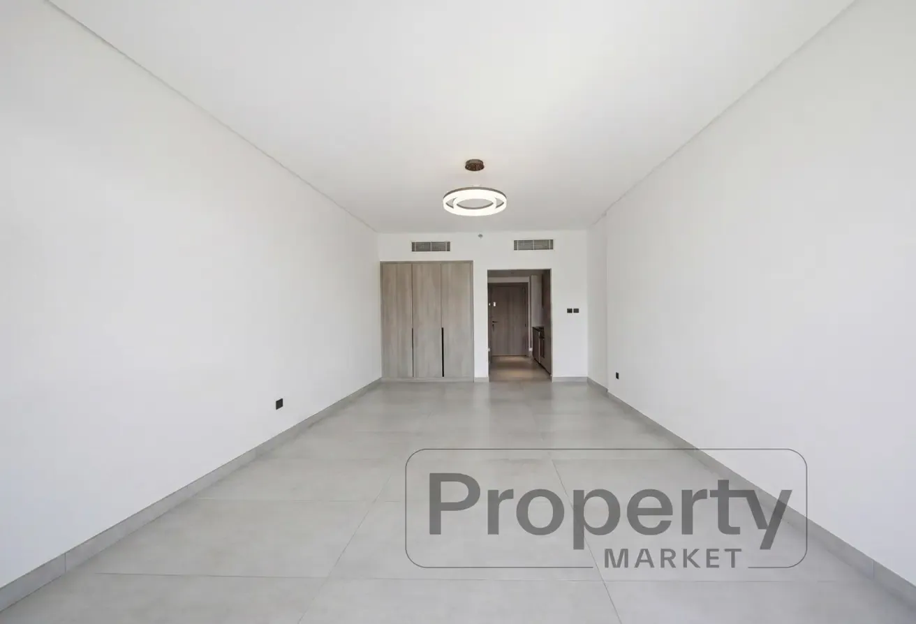 12 Payments Option | Near Park | Low Rise