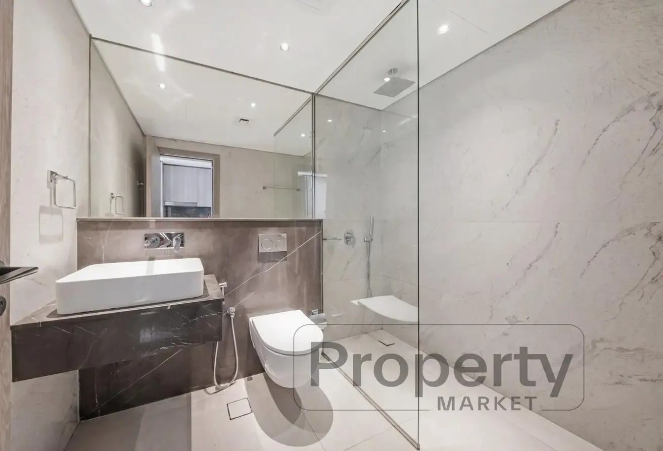 12 Payments Option | Near Park | Low Rise
