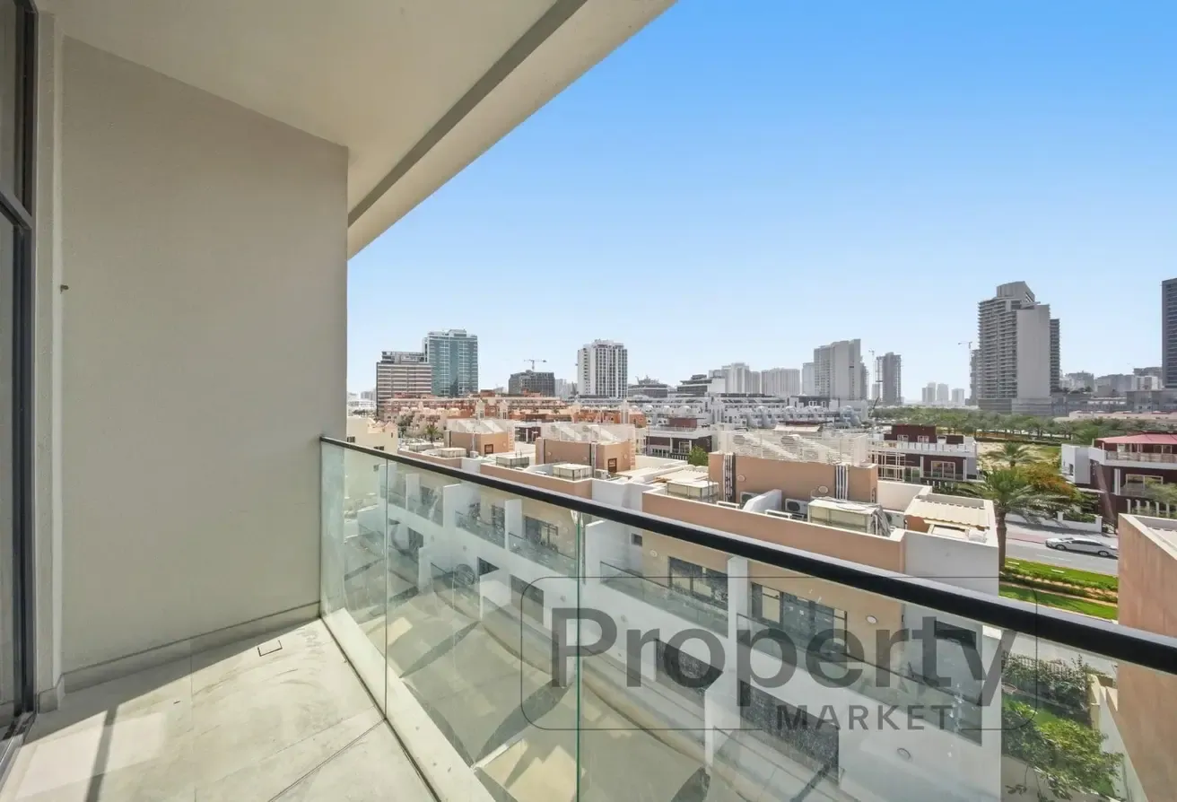 12 Payments Option | Near Park | Low Rise