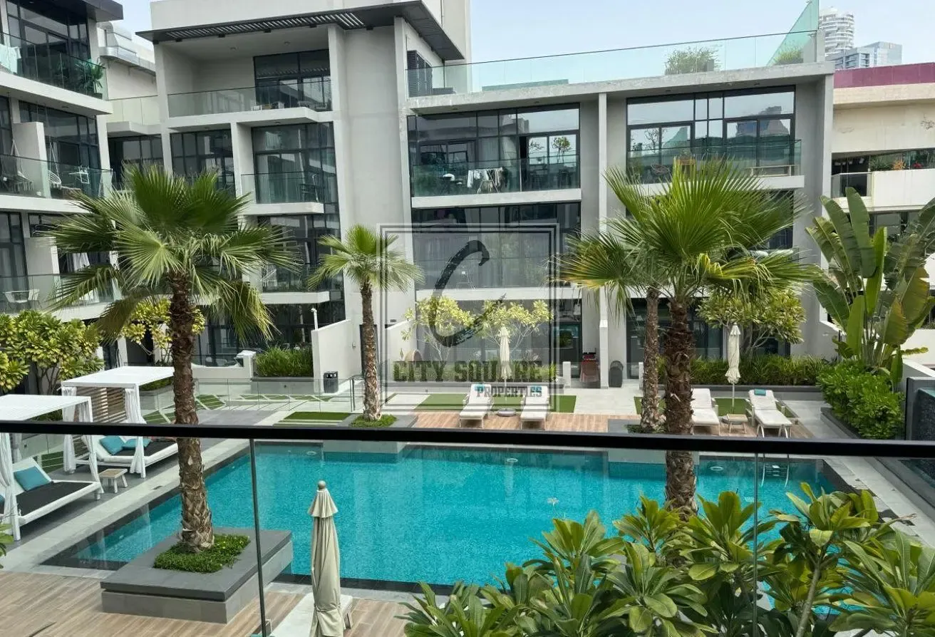 Fully Furnished | Upgraded 1 BHK | Pool view