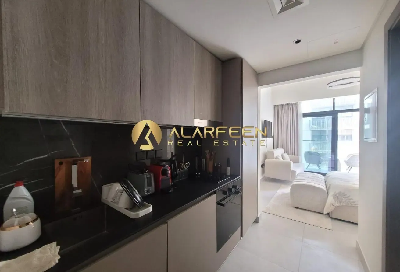 Furnished Studio | Fitted Kitchen | Move In Ready