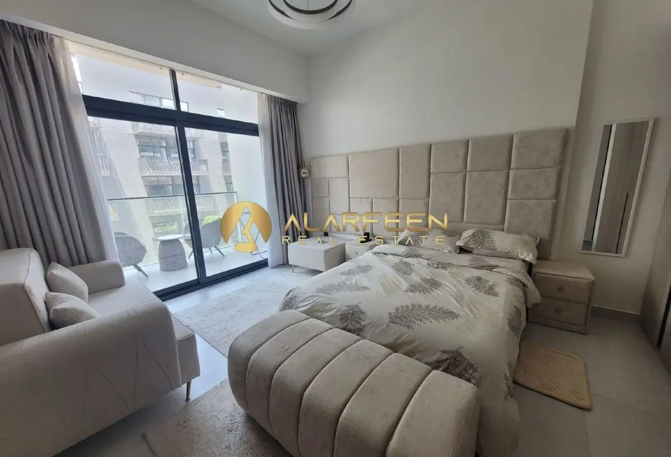 Furnished Studio | Fitted Kitchen | Move In Ready