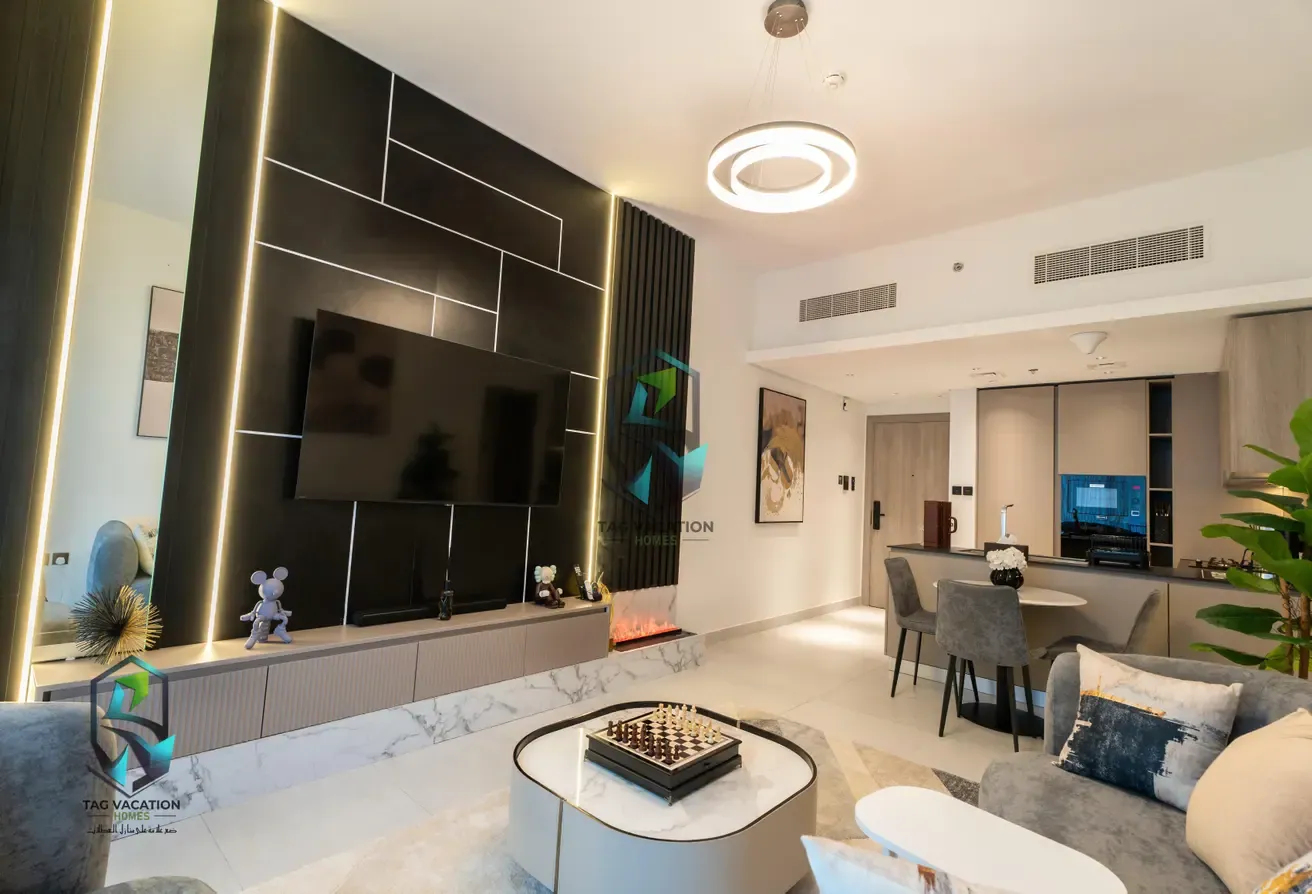 Stylish Retreat. Embrace the Comfort