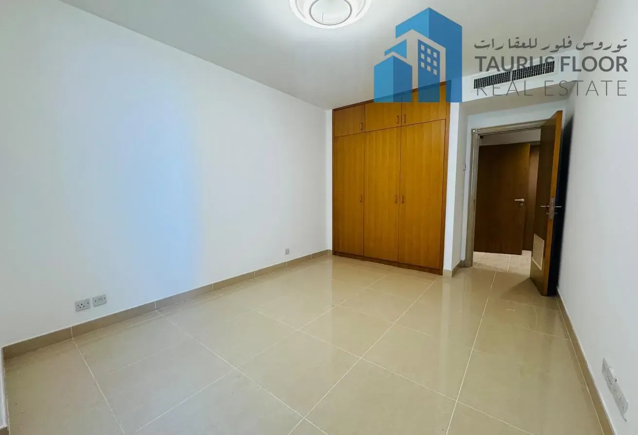 Chiller Free 3 BHK | Maidroom | Prime Location