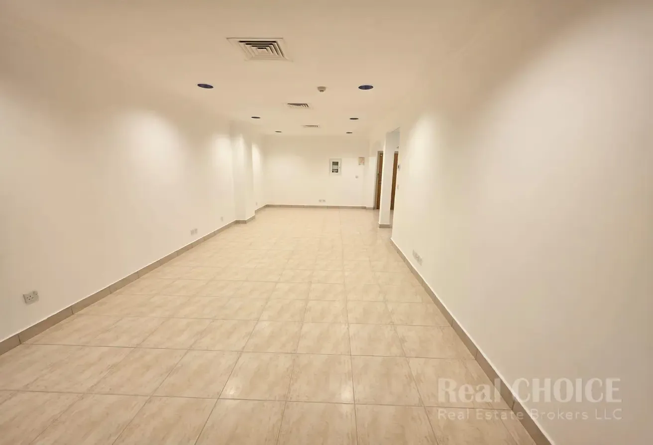 Spacious 3-BR Apartment | Prime Deira Location