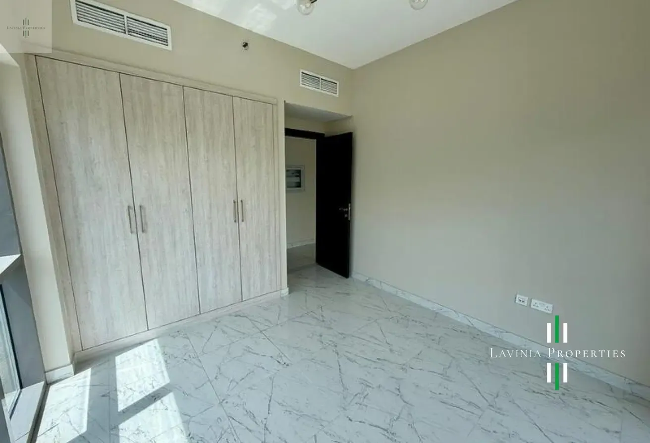 VACANT 1 BR | 4 CHEQUES | READY TO MOVE IN