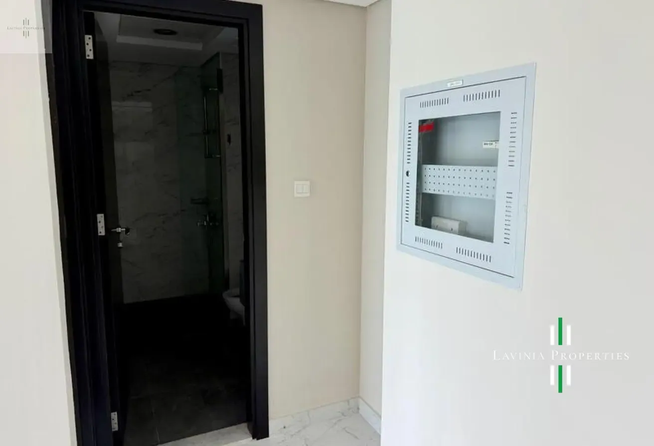 VACANT 1 BR | 4 CHEQUES | READY TO MOVE IN