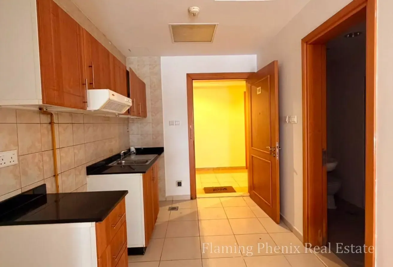 Prime location | Spacious | Vacant | Modern