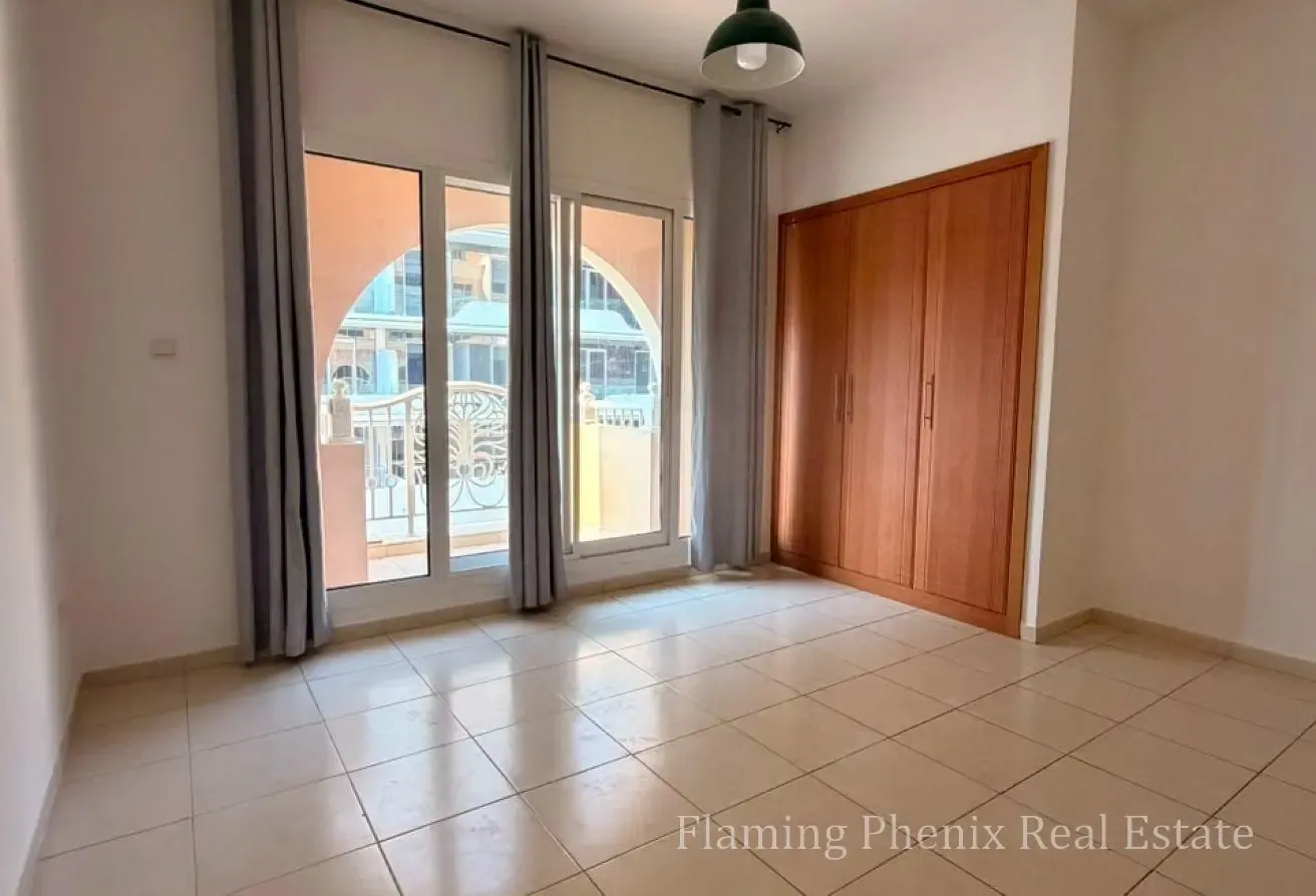 Prime location | Spacious | Vacant | Modern