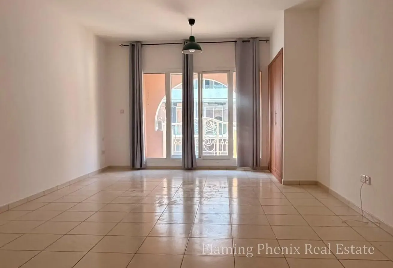 Prime location | Spacious | Vacant | Modern