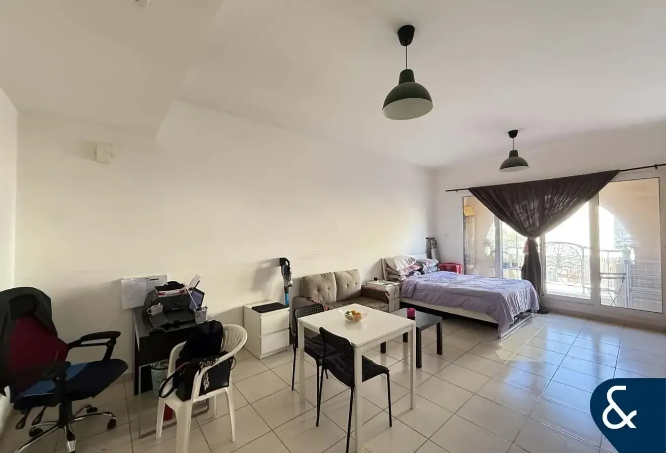 Studio Apt | Unfurnished | Available