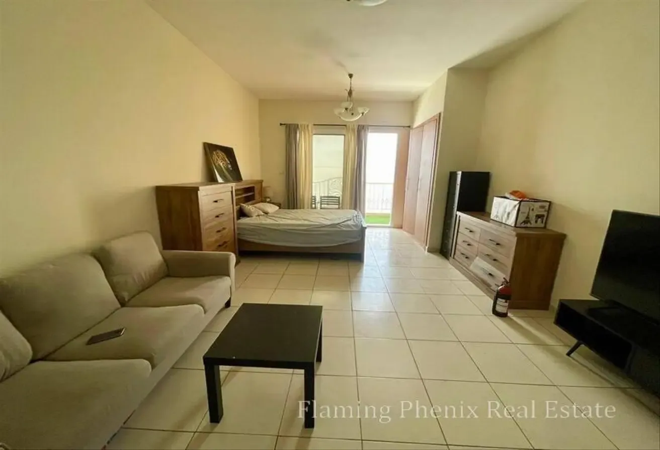 Prime location | Spacious | Vacant | Modern