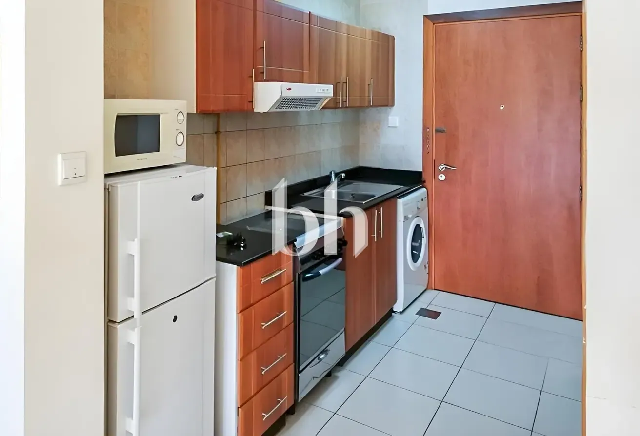 Ready To Move Studio | Community View | Vacant