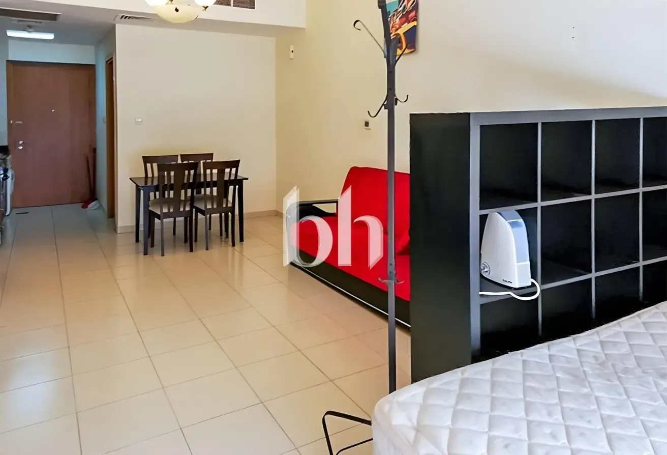 Ready To Move Studio | Community View | Vacant