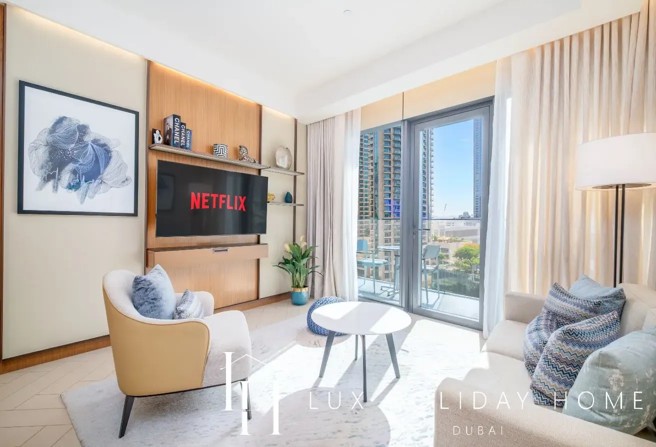LUX | Opera Downtown Suite | All Inclusive Price