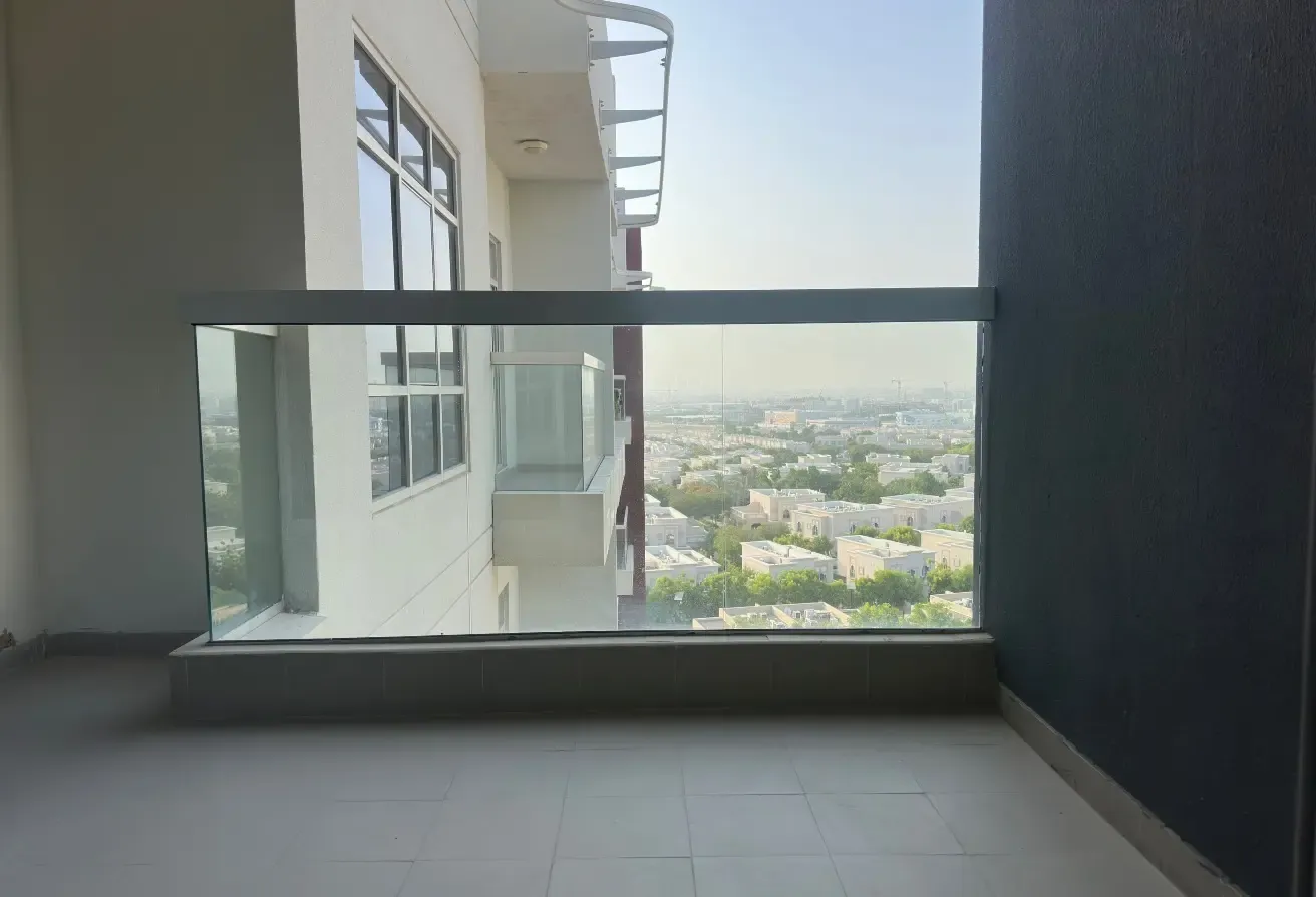 Massive size|Prime location|well maintained|
