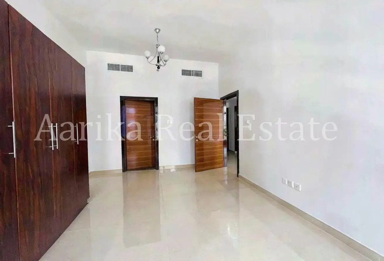 Spacious1BR | Natural Light | Balcony Views