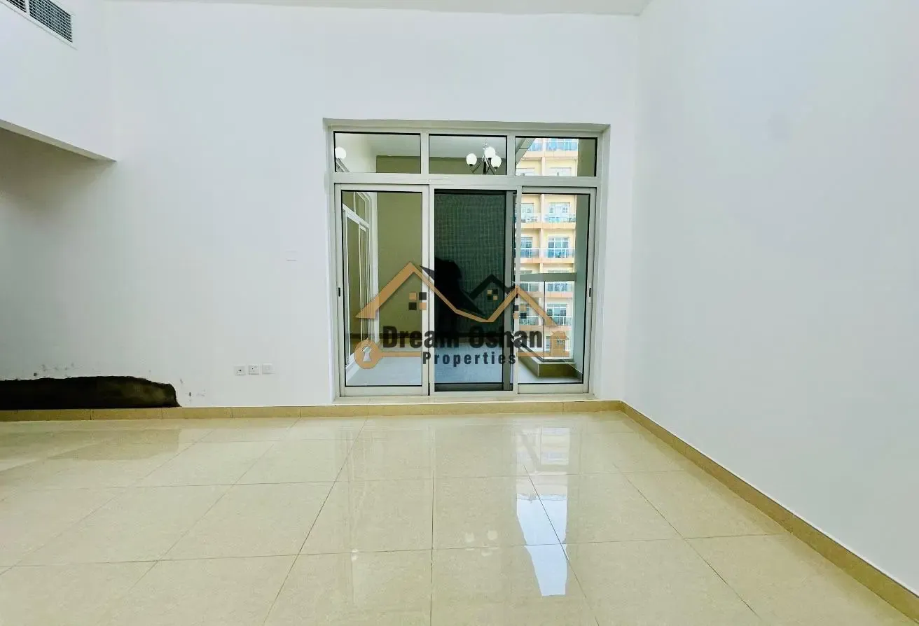 Hot Offer | One Month Free | Close To Gems school