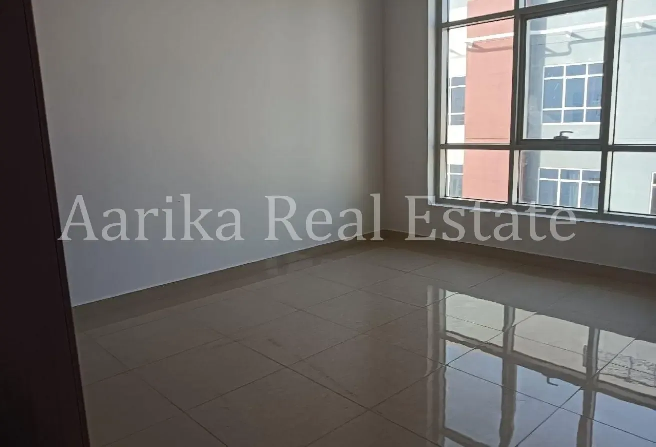 Unfurnished | Bright & Spacious Unit | Vacant