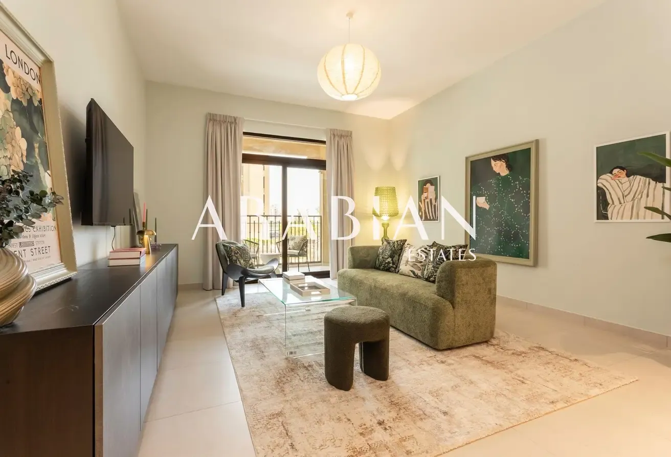 Upgraded | Fully Furnished | Pool View
