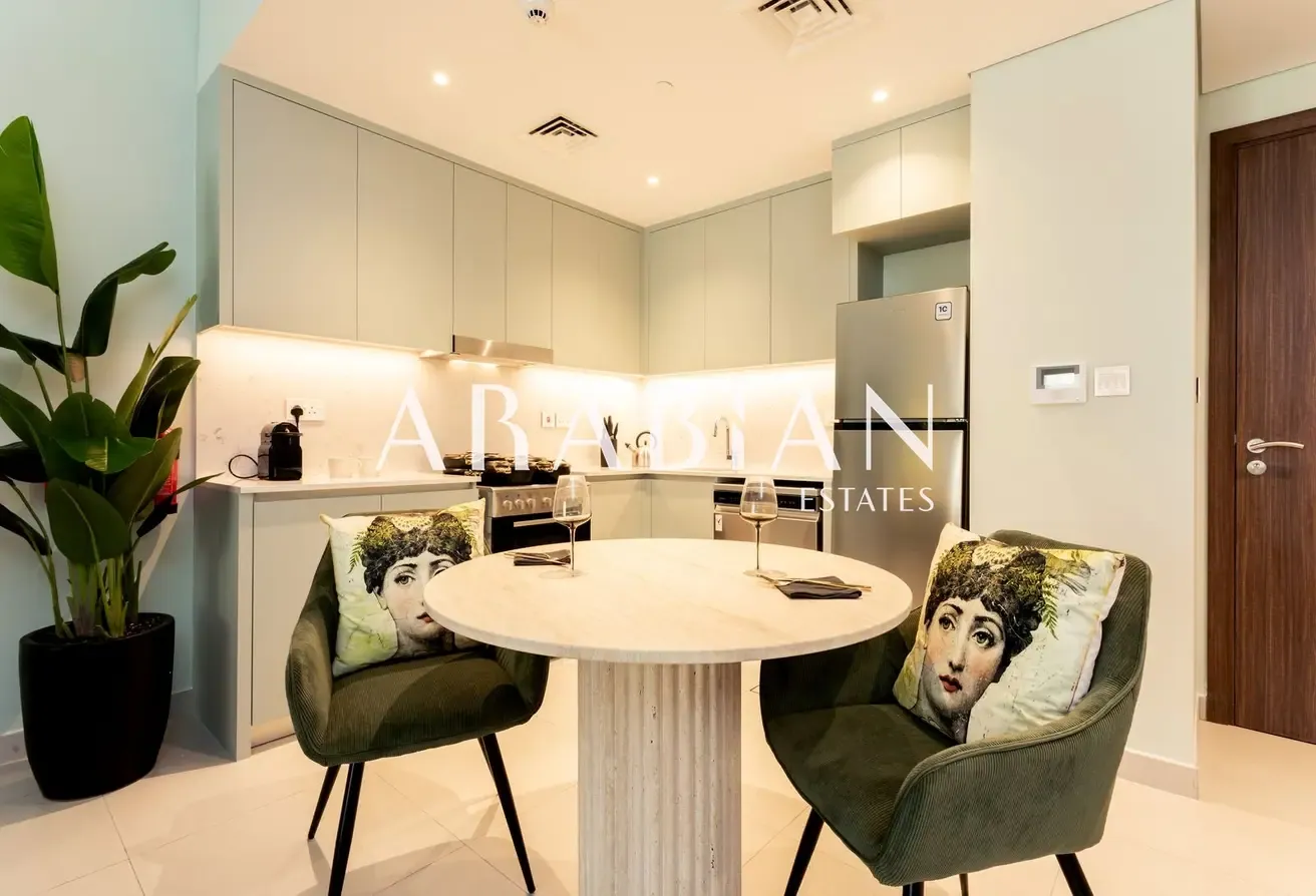 Upgraded | Fully Furnished | Pool View