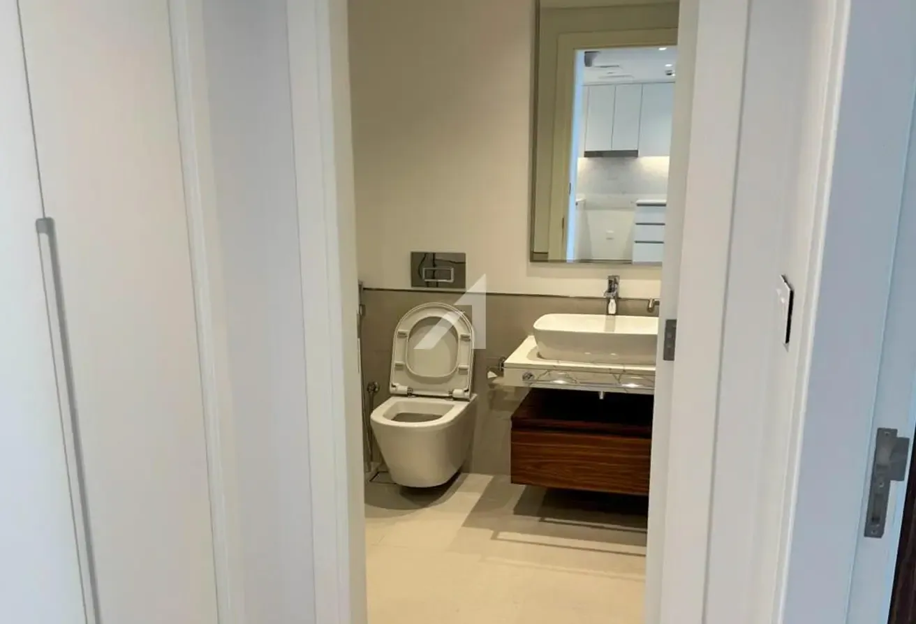 Vacant 1BR Apartment | Unfurnished |Prime Location