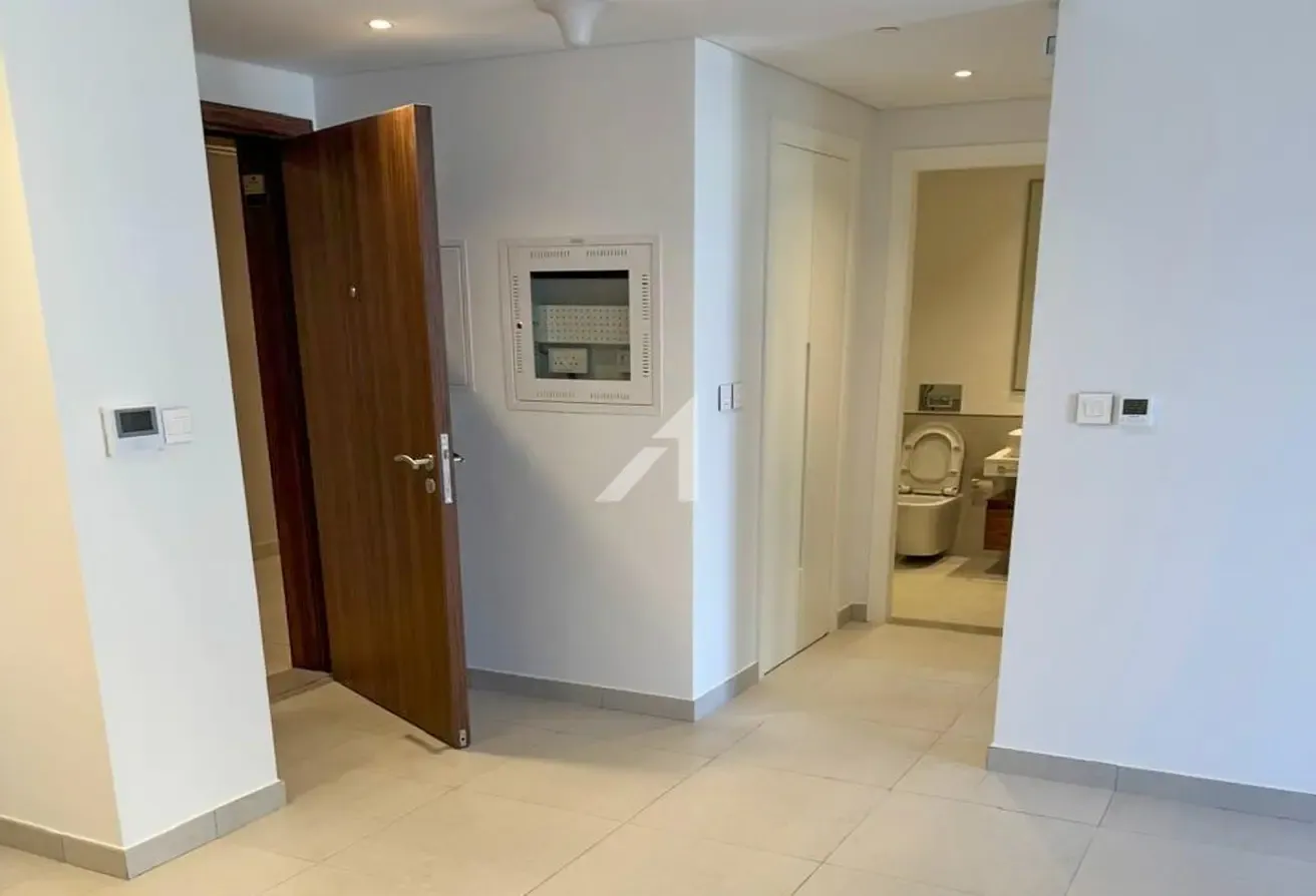 Vacant 1BR Apartment | Unfurnished |Prime Location