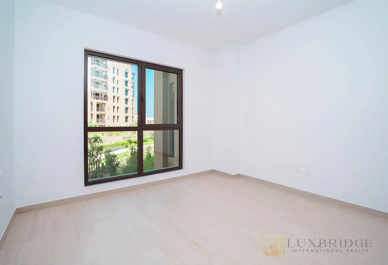 Unfurnished | vacant  | 1 or 2 Cheques