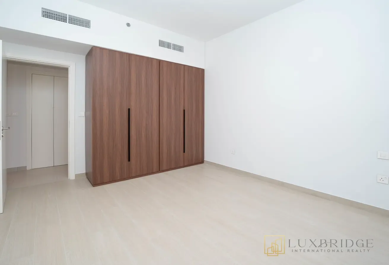 Unfurnished | vacant  | 1 or 2 Cheques