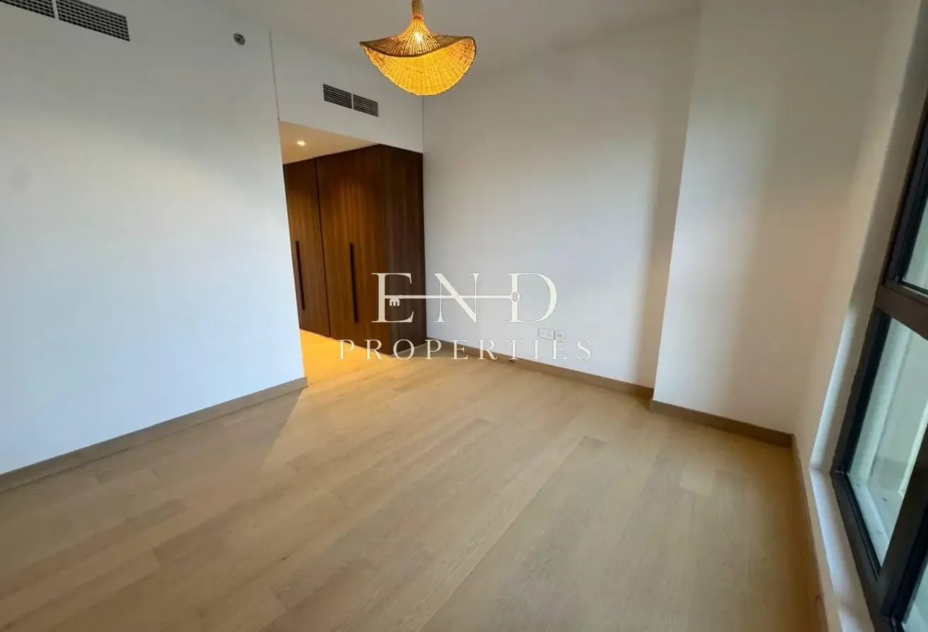 Vacant | Brand New | Upgraded | Multiple Cheques