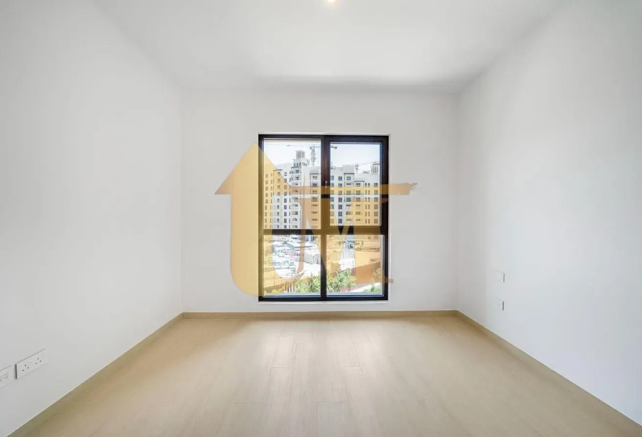 Prime Location | Brand new | Best Layout