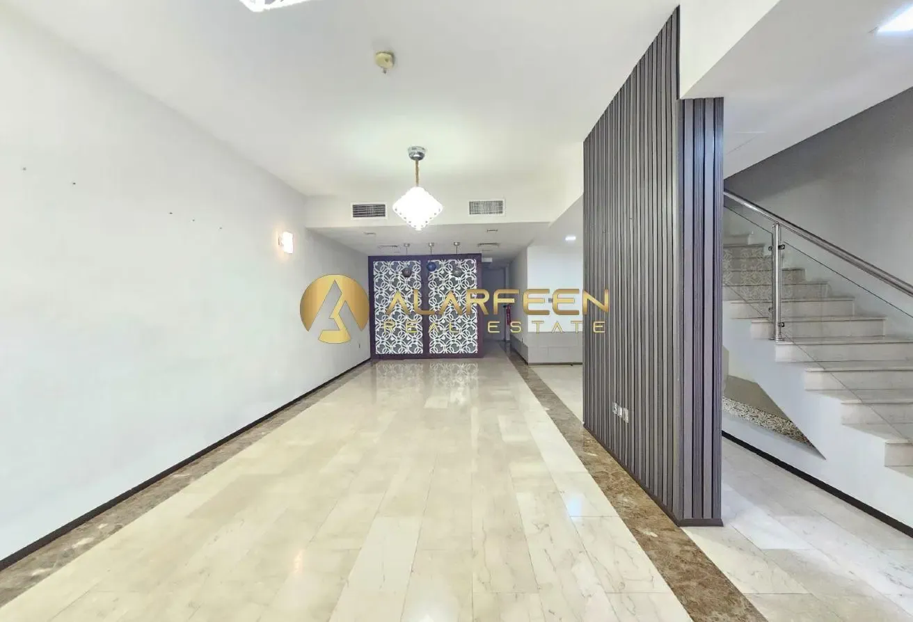 Exclusive | 4BR + Study Room | Well-Maintained