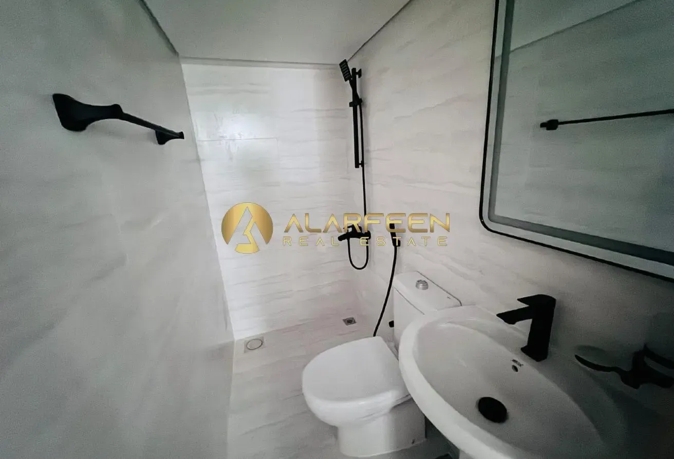 Offer 4BHK + Maid | Unfurnished  | Book now