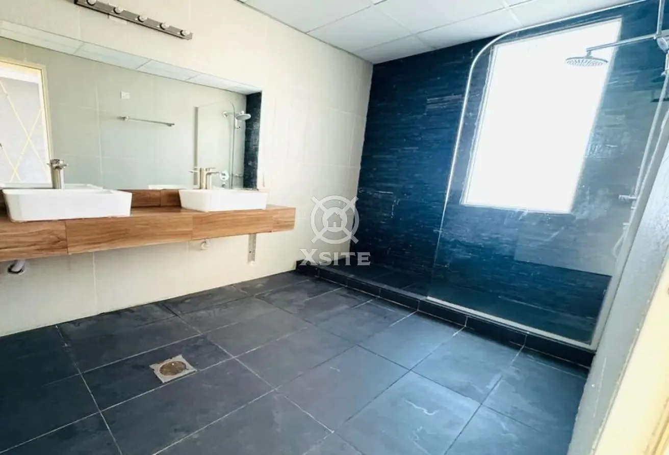 Renovated 4 BR | Huge Layout | Multiple Options