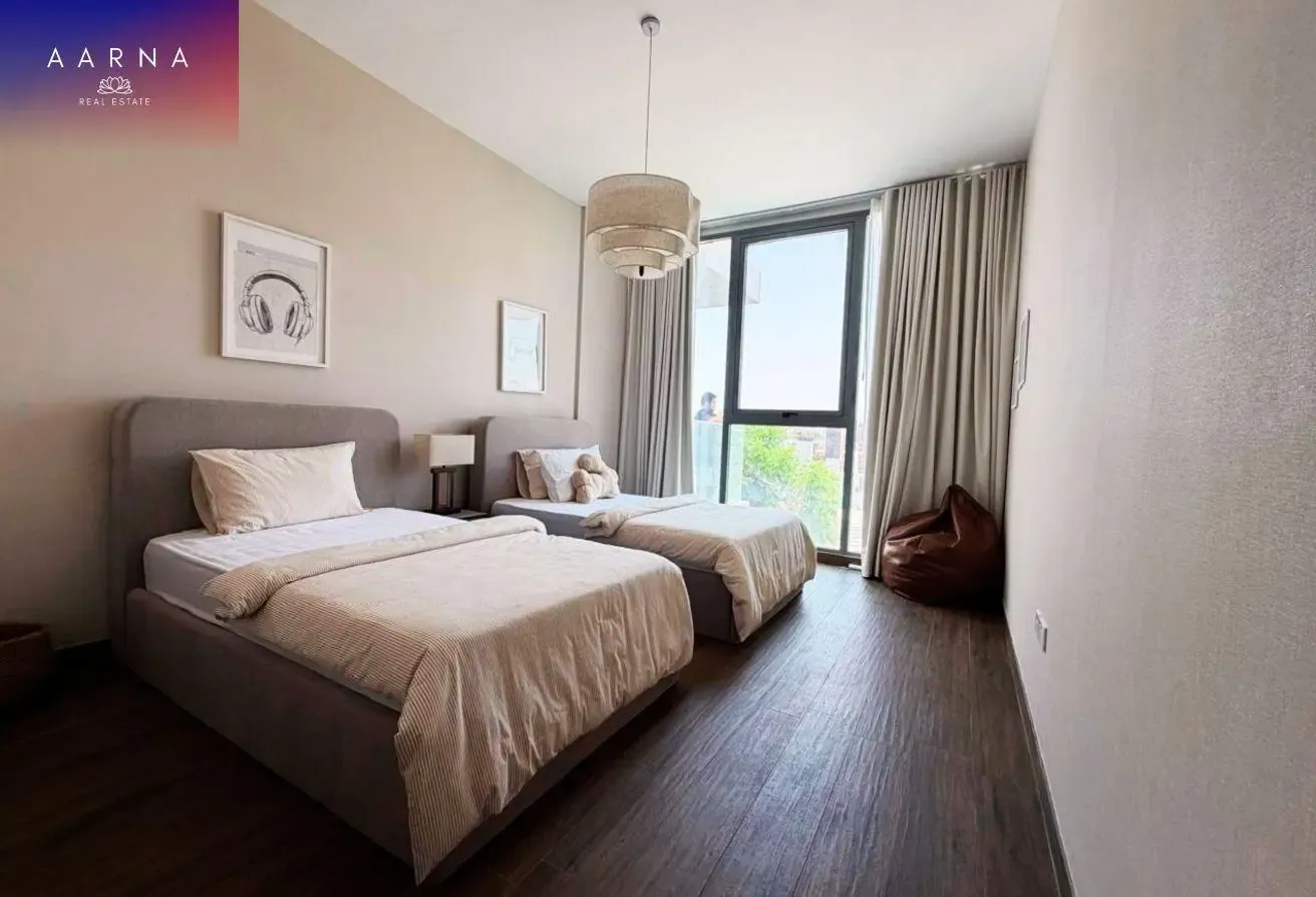 Luxury 5BR | Private Pool | Lift Inside
