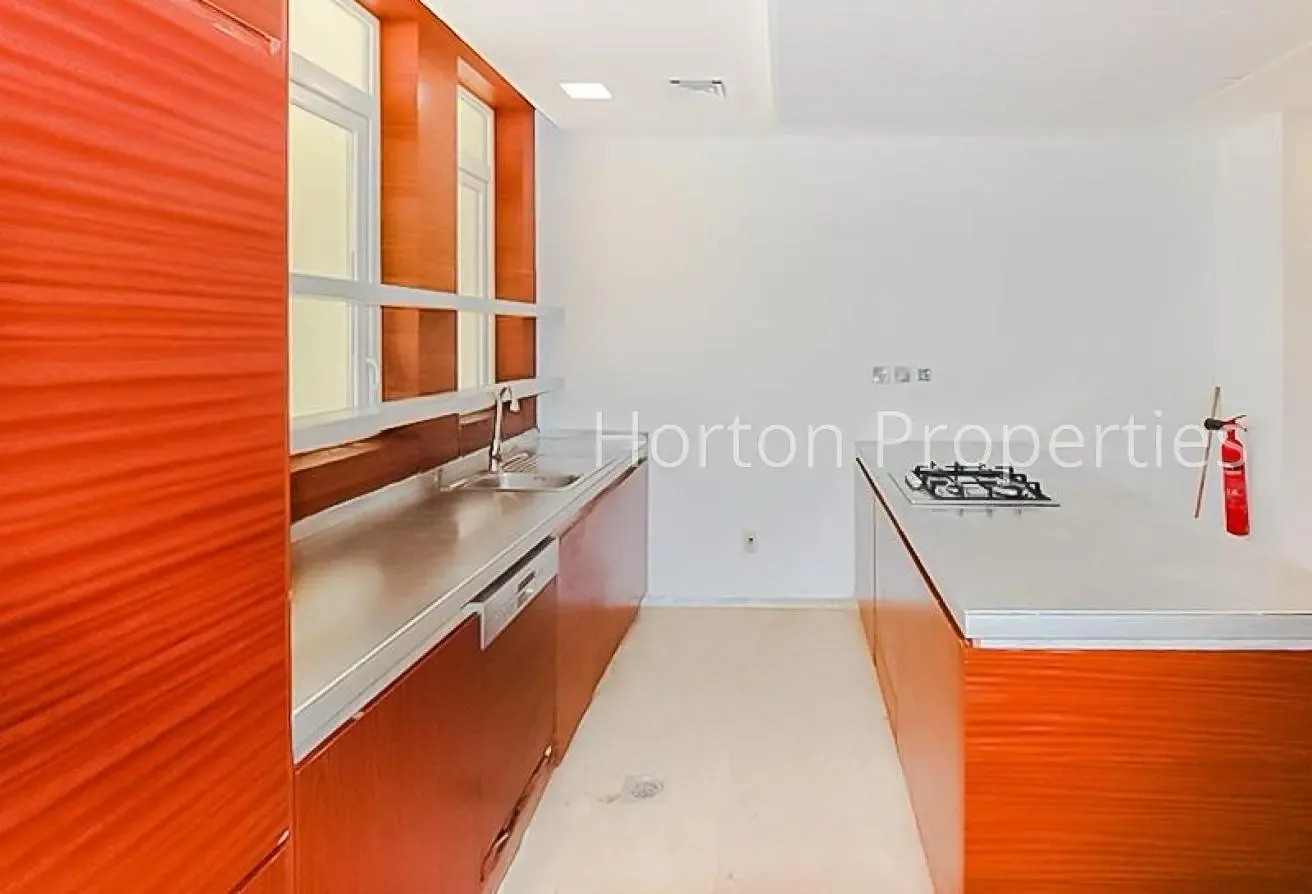 MAID ROOM I SPACIOUS I PRIME LOCATION