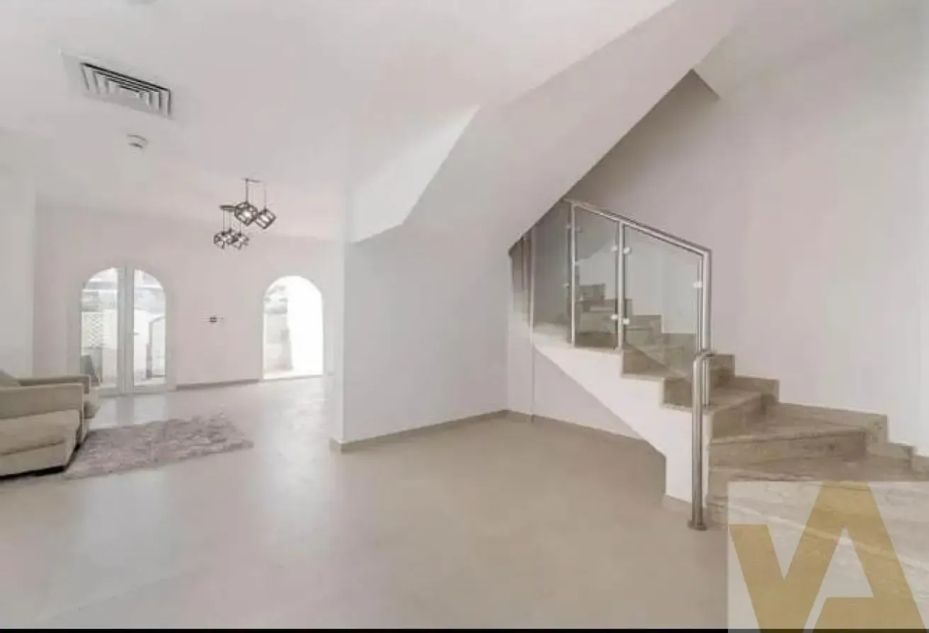 Vacant Soon | Fully Upgraded | high celling