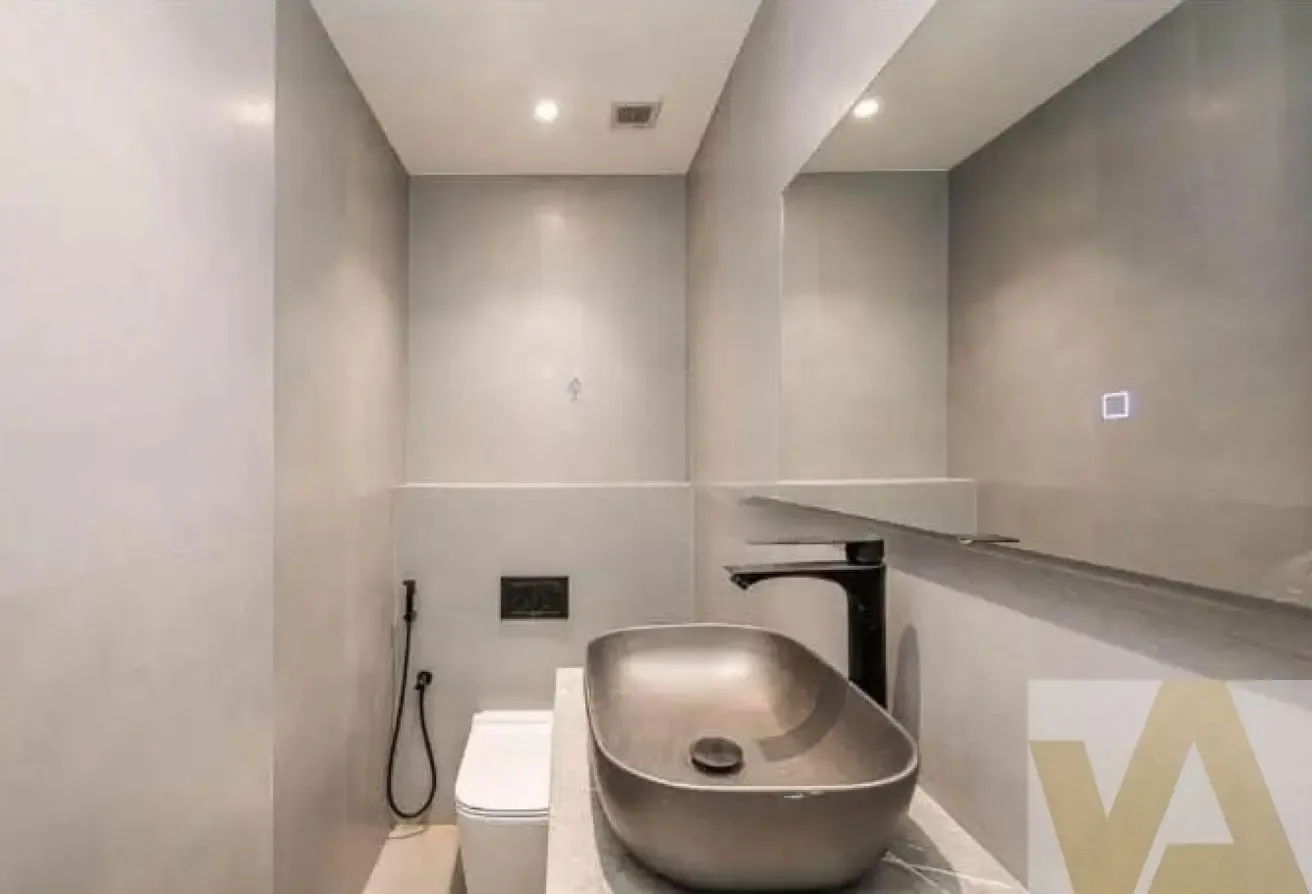 Vacant Soon | Fully Upgraded | high celling