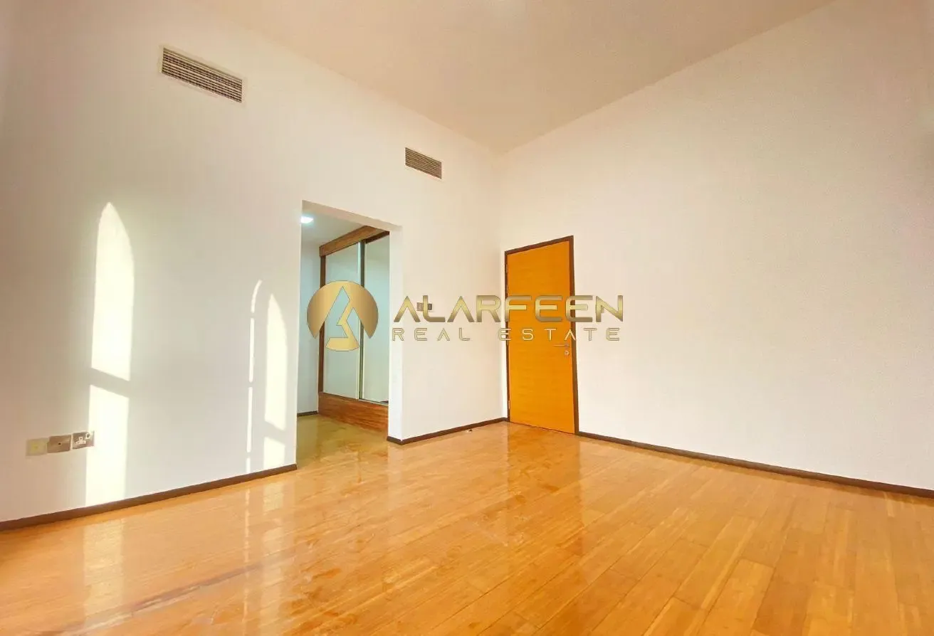 Elegant 4BED+Maid |Spacious Layout |Prime Location