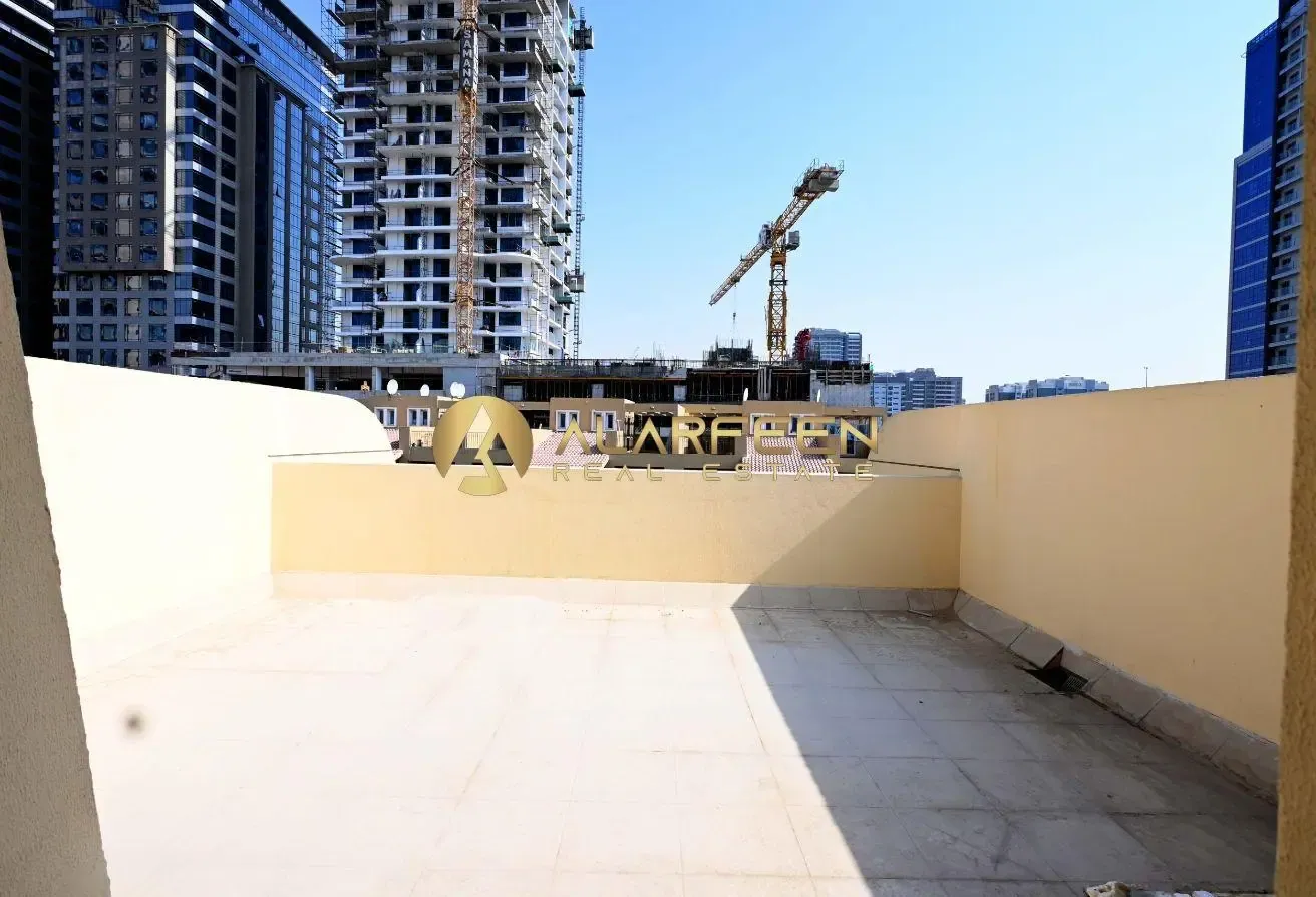 Spacious 4BHK | Maid's Room | Private Garden