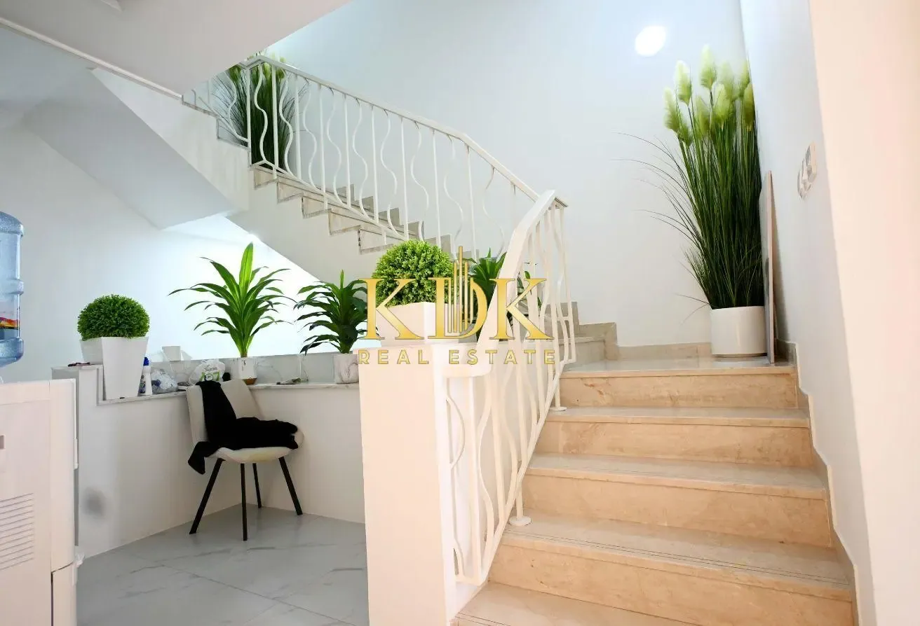 Fully furnished | Well Maintained | Ready to Move