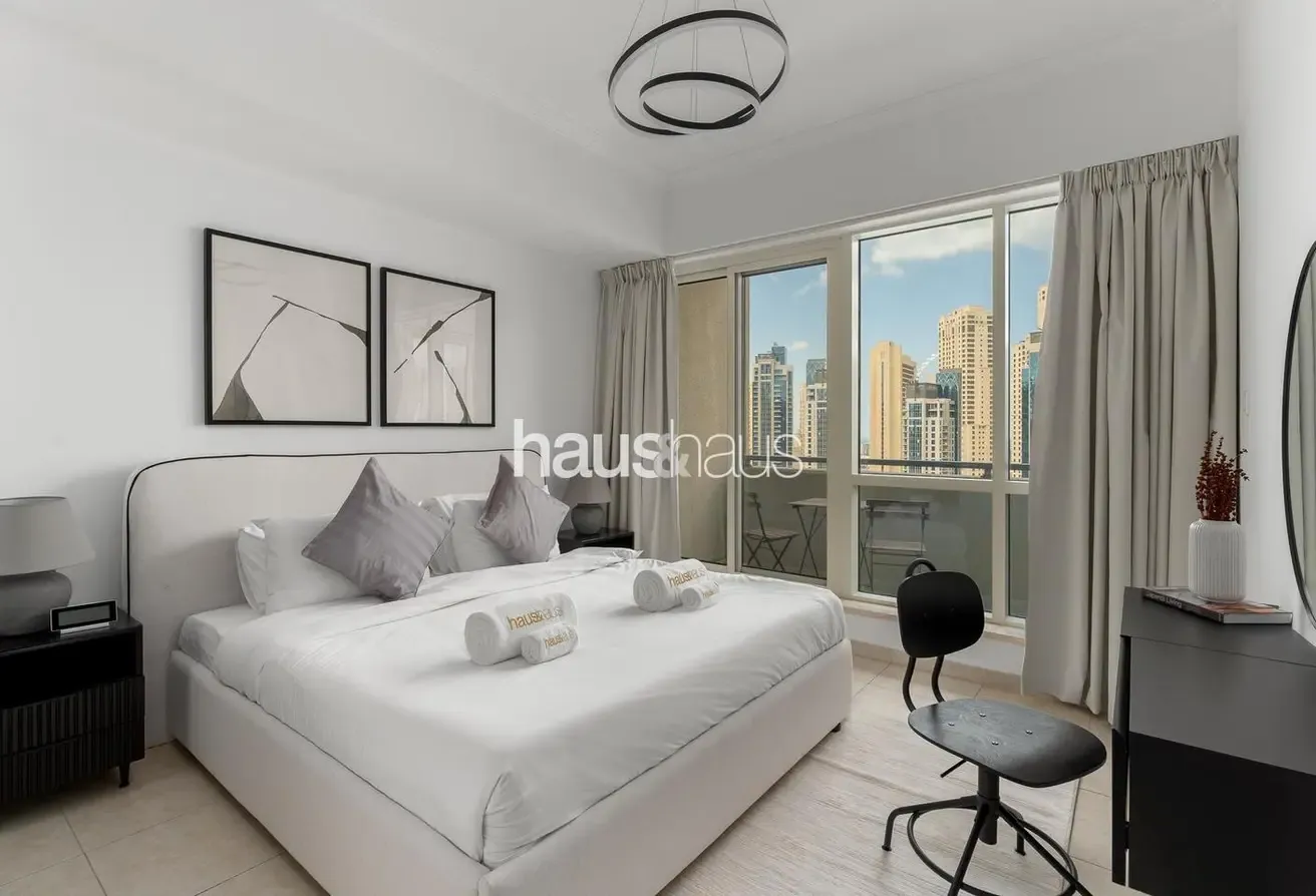 Stunning Marina View | Near Metro | Fully Equipped