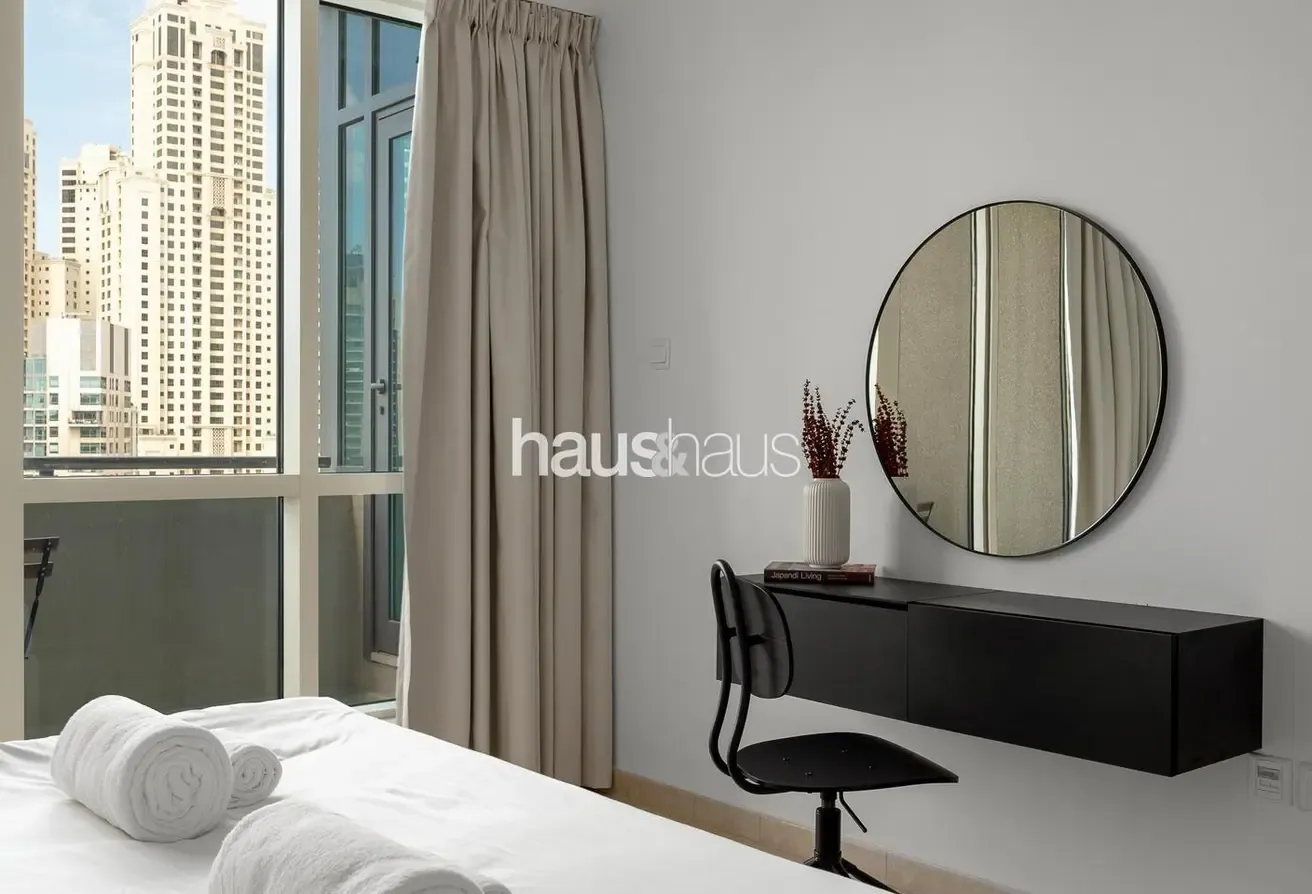 Stunning Marina View | Near Metro | Fully Equipped
