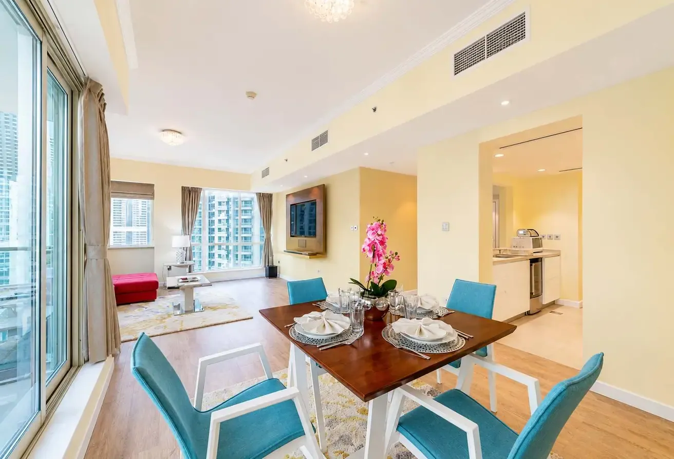 Dubai Marina 1BR Apartment with Gym & Pool