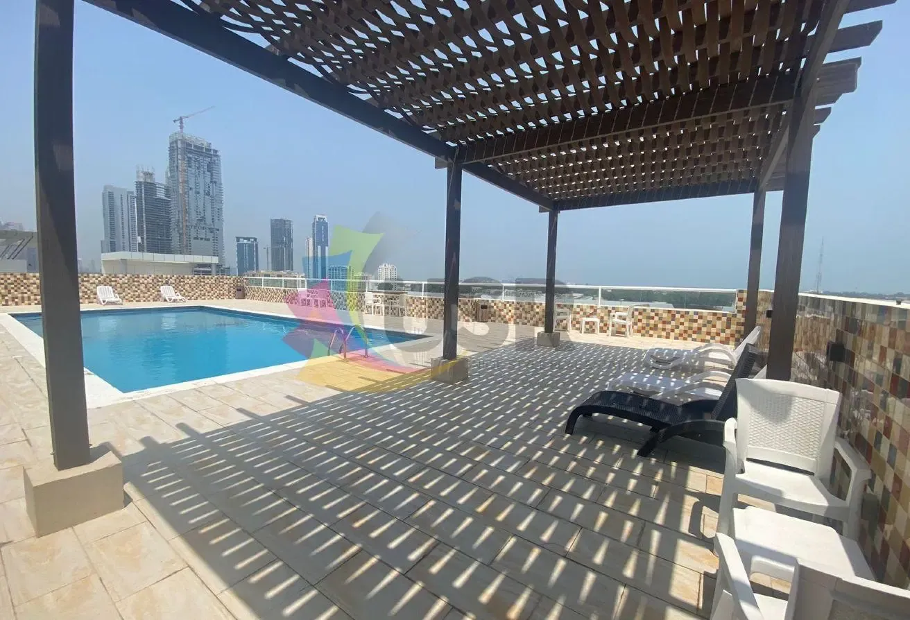 UNFURNISHED STUDIO CLOSE TO METRO END OF JULY 50K