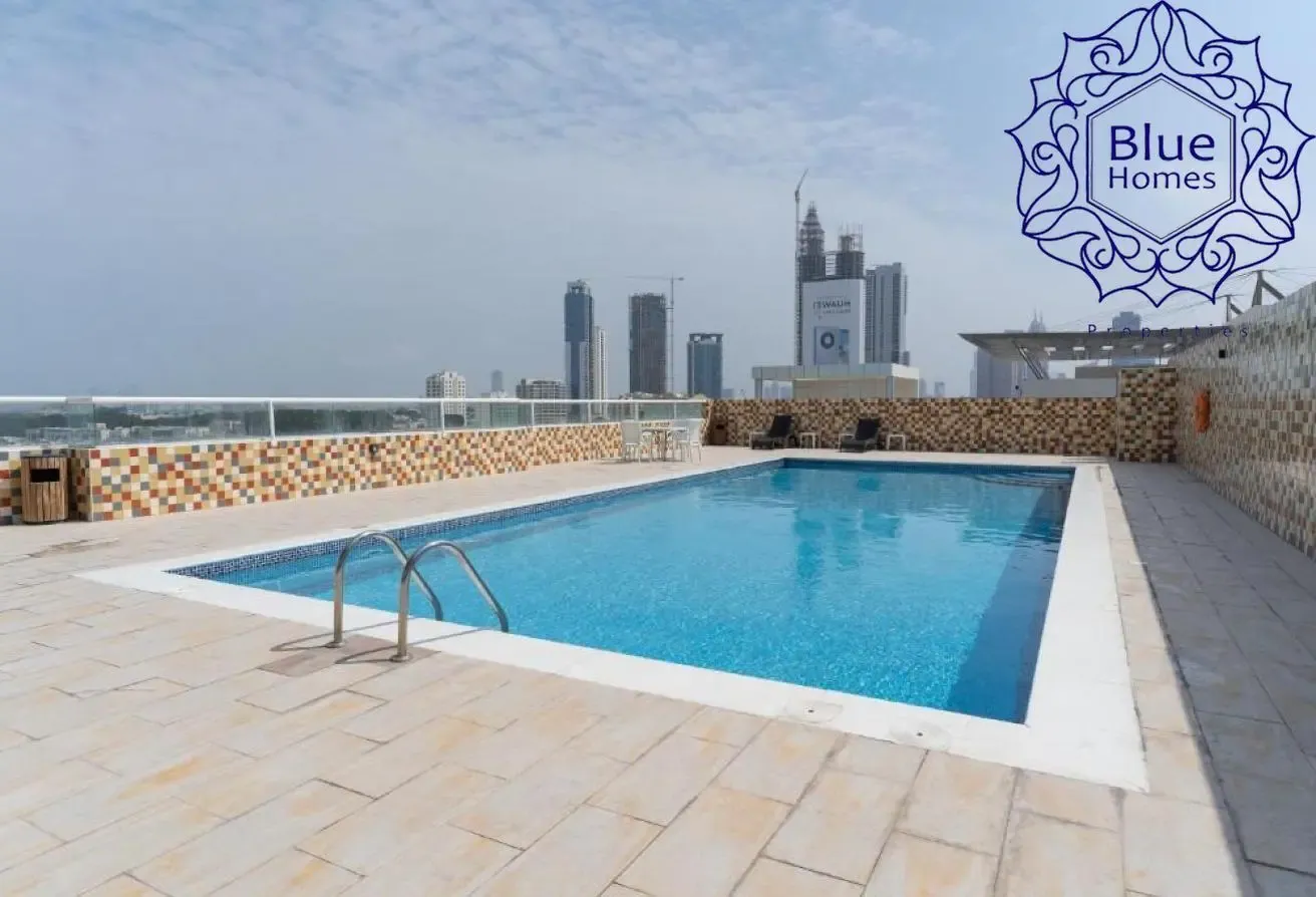 Spacious 1BHK apartment |Walking distance to Metro